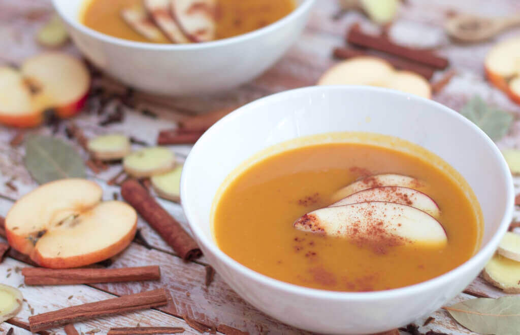 vegan roasted apple squash soup for thanksgiving