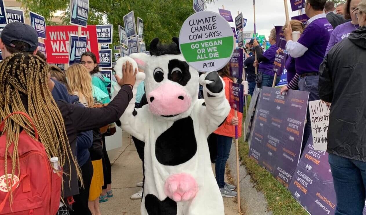 https://headlines.peta.org/wp-content/uploads/2021/04/go_vegan_climate_change-e1649864420908.jpg