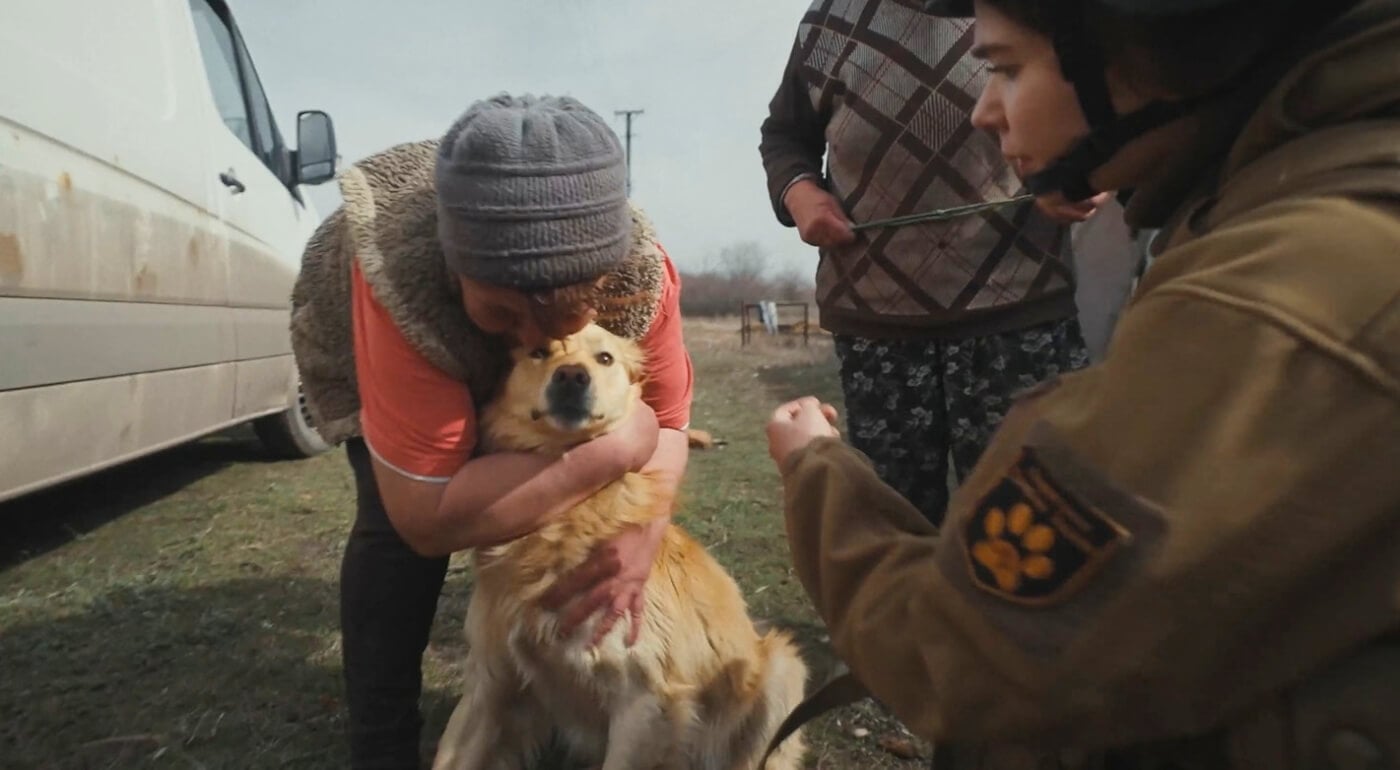 ‘RESCUE’ Follows Animal Rescuers Risking Their Lives in Ukraine